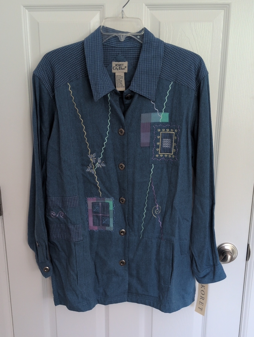 NWT Vintage Koret City Blues Blue Denim Embroidered Button Down - M